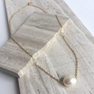 Single White Pearl Necklace — Gold Chain